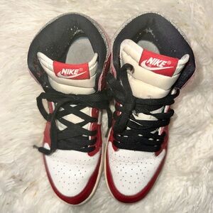 Air Jordan 1 Retro High OG GS Chicago Lost and Found